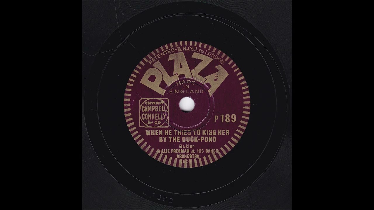 Oscar Rabin and His Romany Band - When He Tries To Kiss Her By The Duck Pond