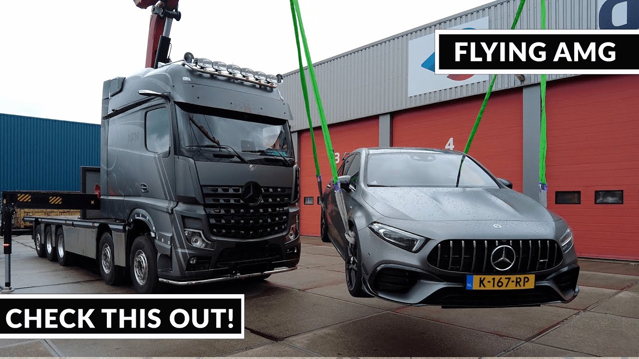 Oefenen met de autolaadkraan en mijn nieuwe Mercedes A45-S tot grote hoogte brengen!