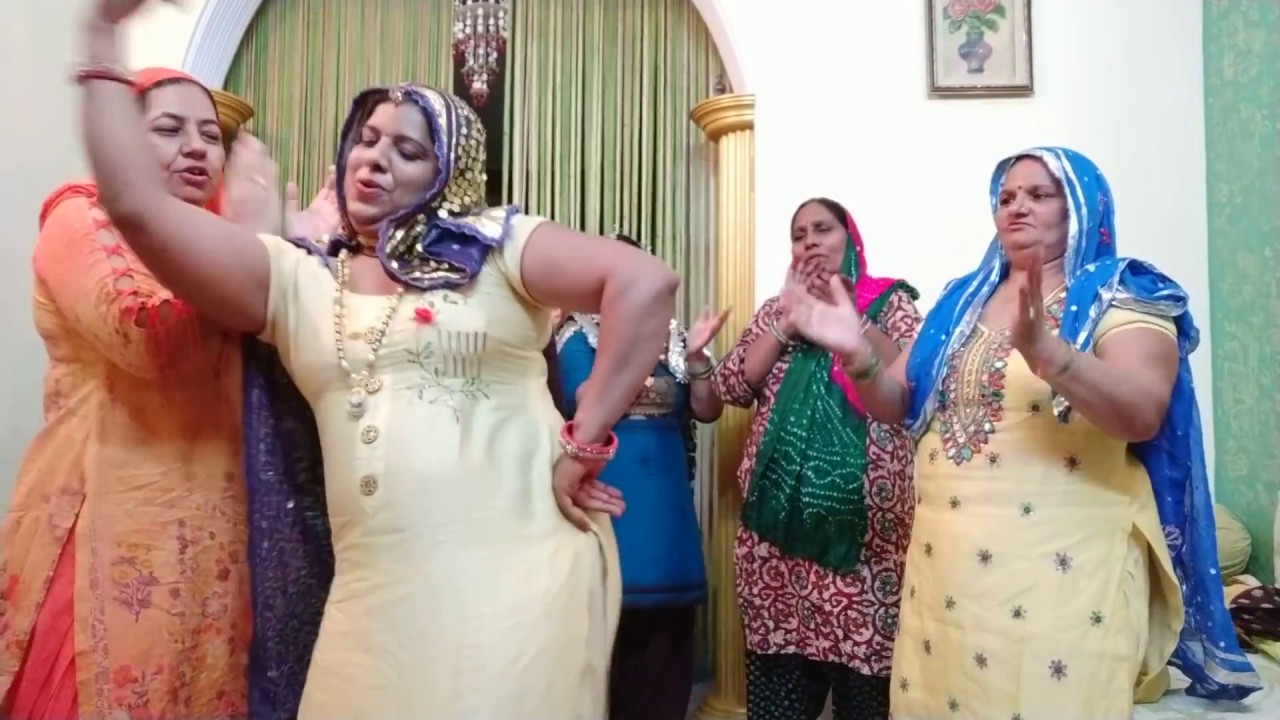 #टोकणी पीतल की ऐ भिवानी त मोल मगाई#dance on lok geet🌹🙏 लाइक और सब्सक्राइब जरूर करना 🙏