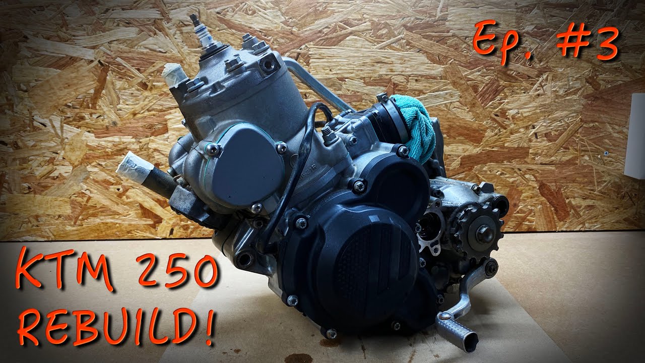 KTM 250 SX REBUILD - Ep. #3 Top-End Rebuild! (Detailed Disassembling 2 Stroke Dirt Bike)