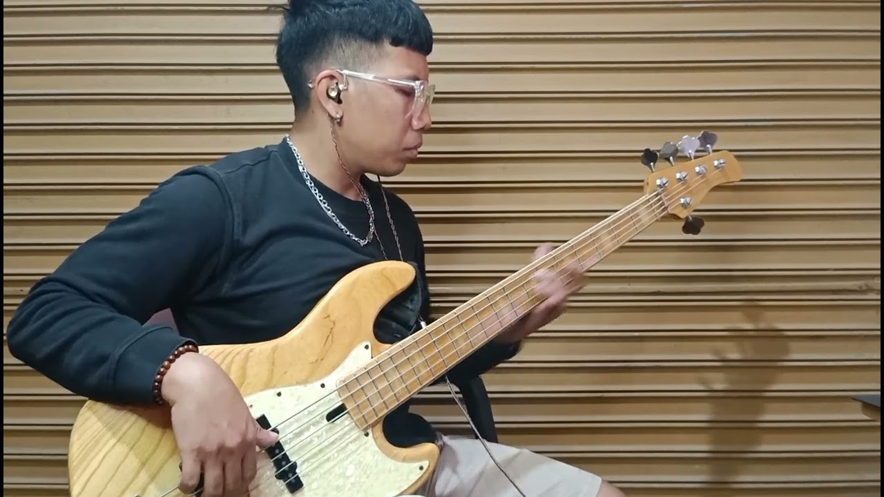 Barasuara X SORE - Terbuang Dalam Waktu (Bass Cover)