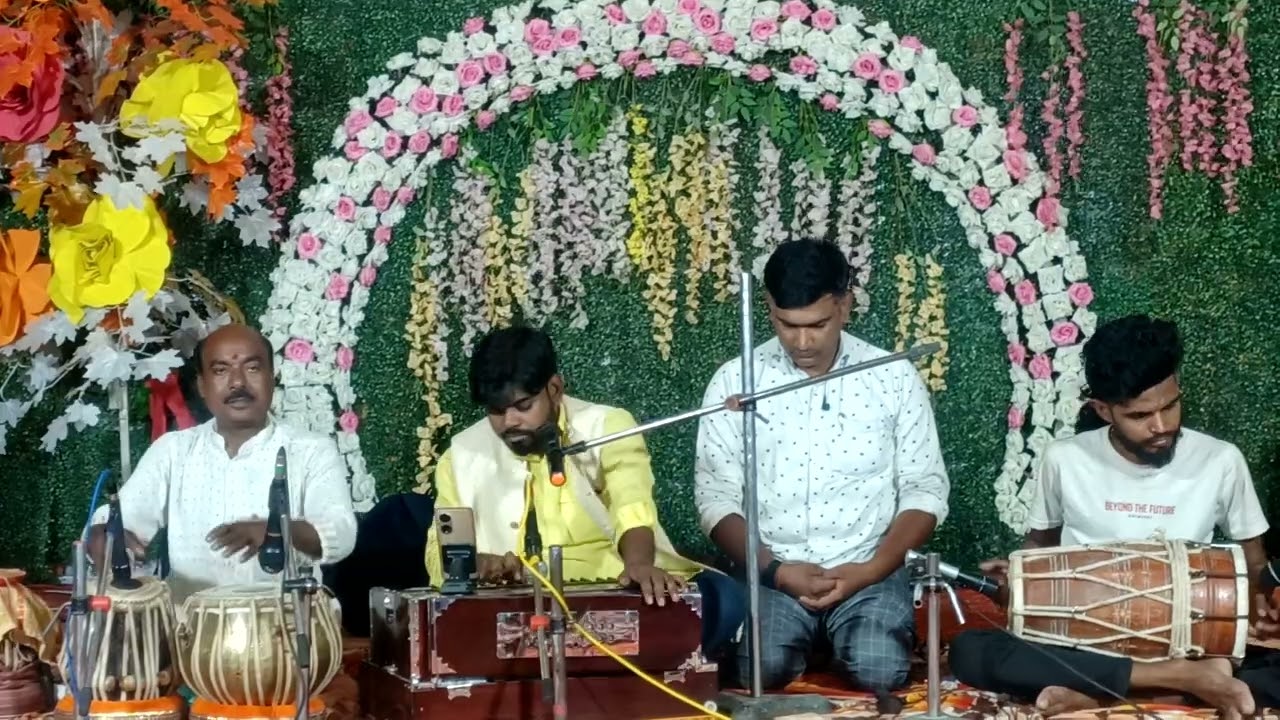 नैना अपने पिया से मिलाई हो....