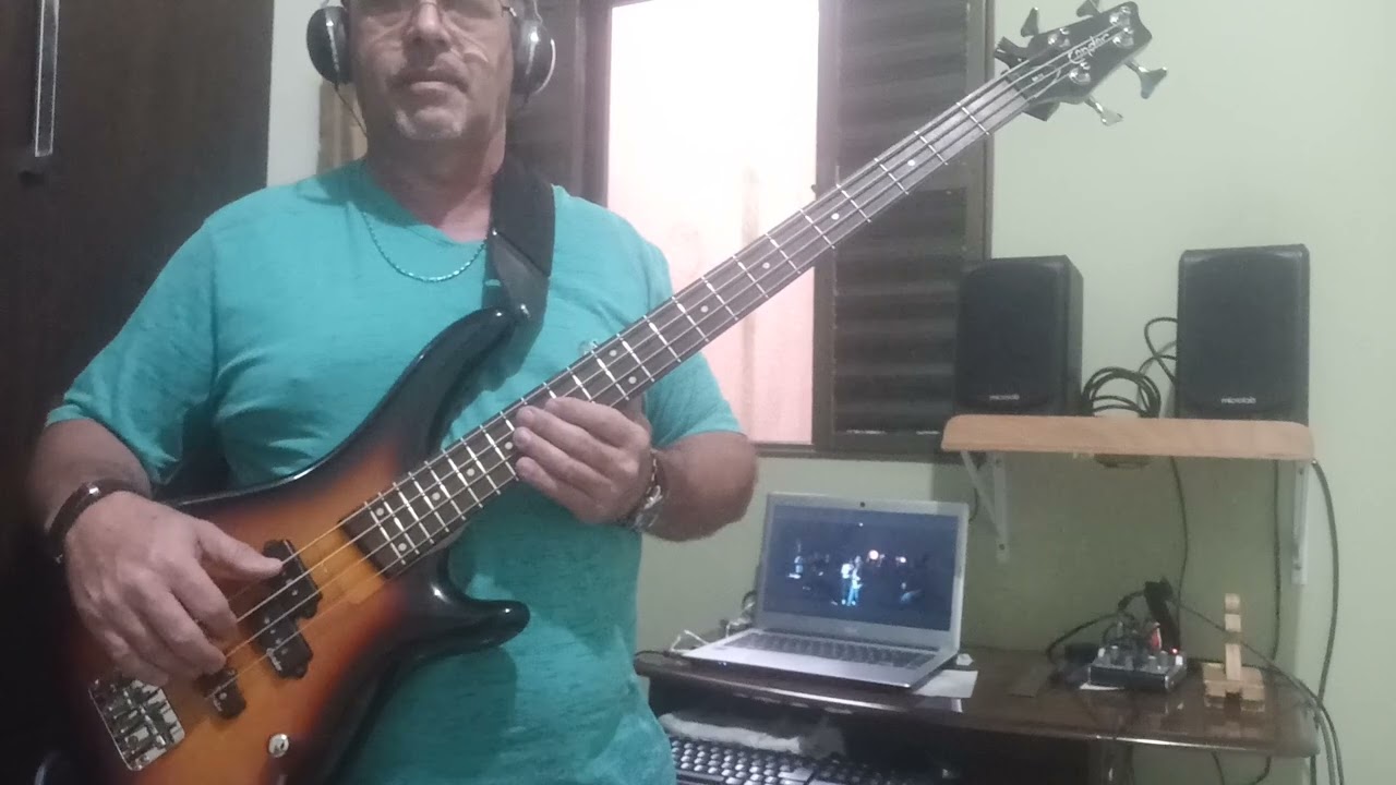 Santo pra sempre. baixo: Valdir Palma