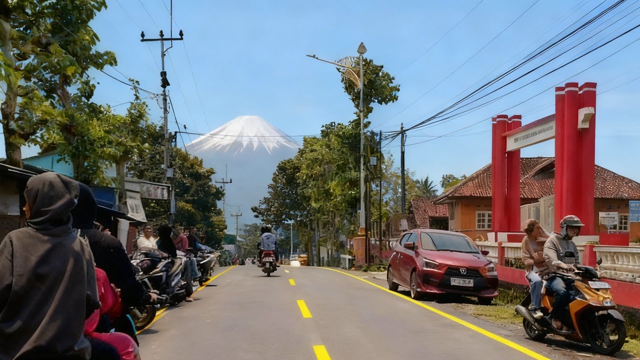 Suasana Pedesaan Jawa Barat – Rumah Tempo Dulu Menyambut Kesegaran Alam yang Asri Di Linggamekar