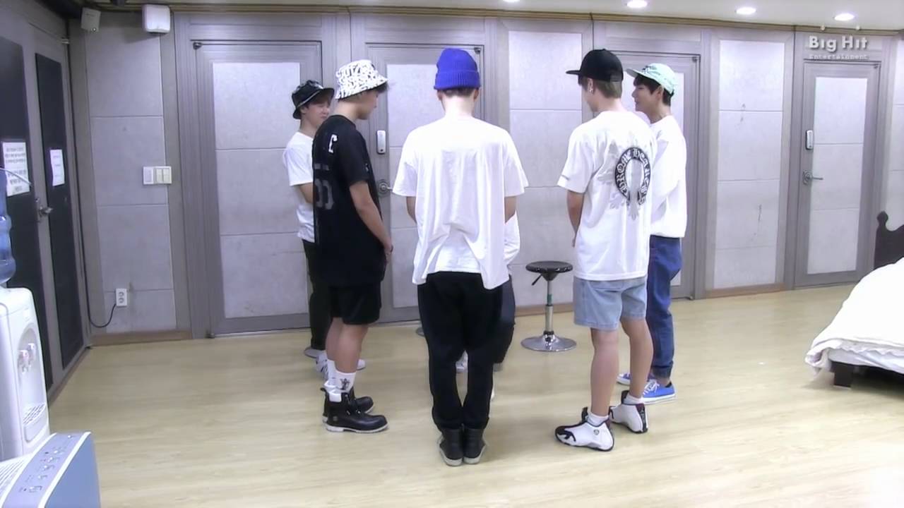 BTS - Blanket Kick Dance Practice