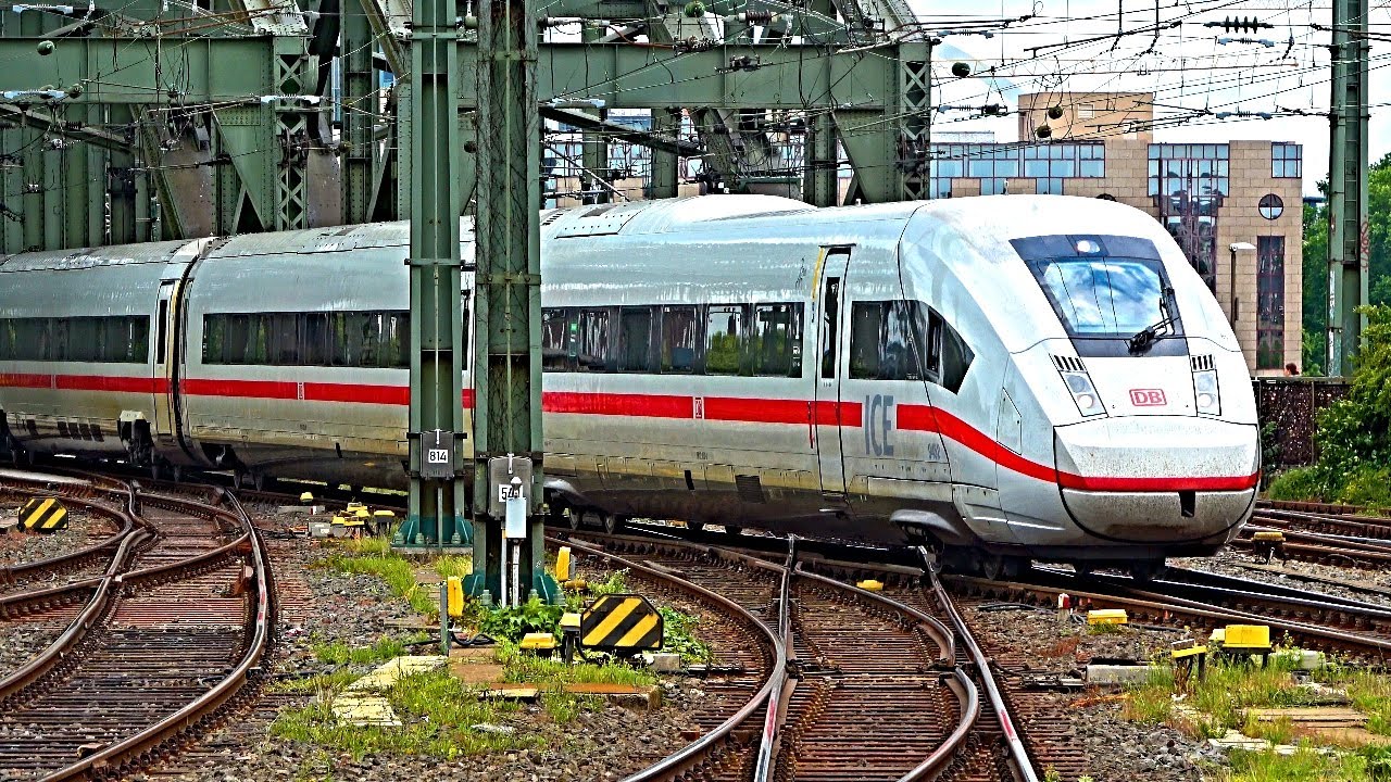 Trains at Koln Hbf / Cologne Central Station - 23/06/25