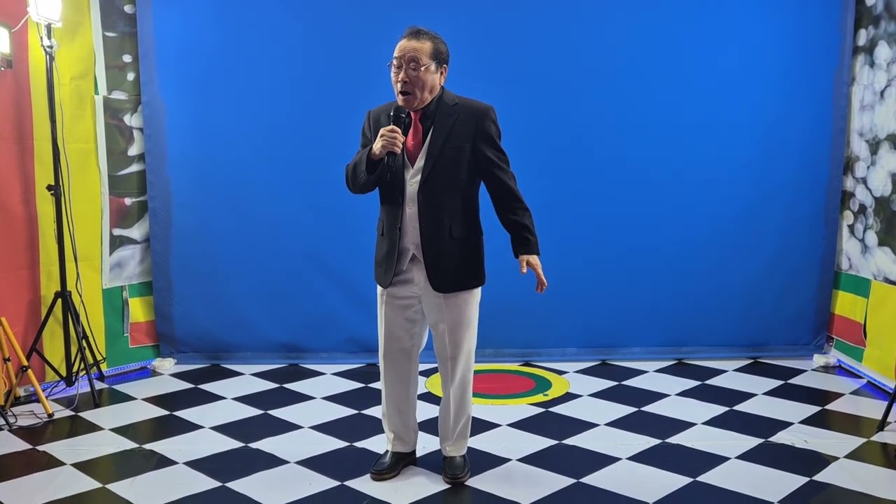 가수김홍술 짝사랑 원곡현인호부부커풀😊😊😊