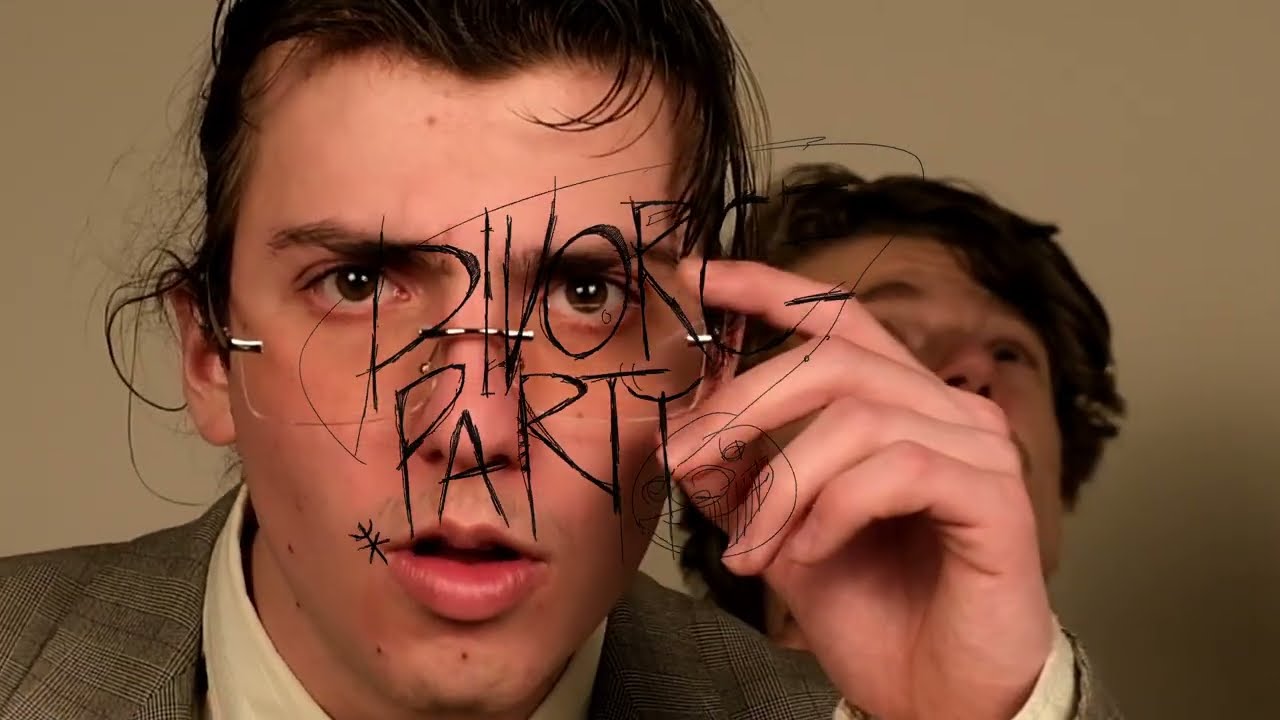 Lajfr & Panracek - Mořsk&aacute; sůl (Official Visualizer)