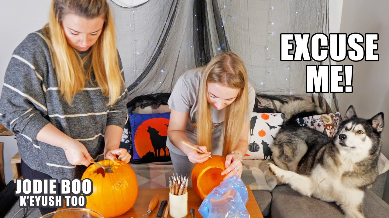 My Husky Helps Carve My Pumpkin! Sister Collab!