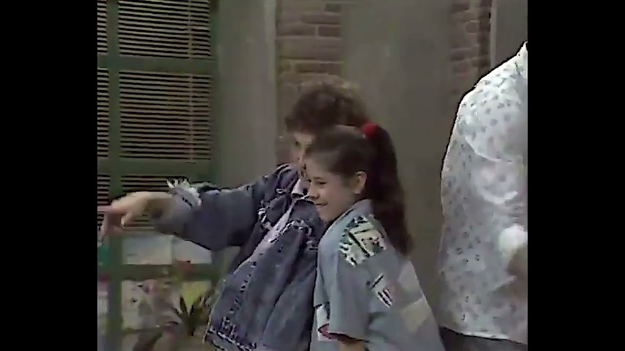 1990 Los mundos de Yupi (Stereo) superchufitrokomokatrutimelos