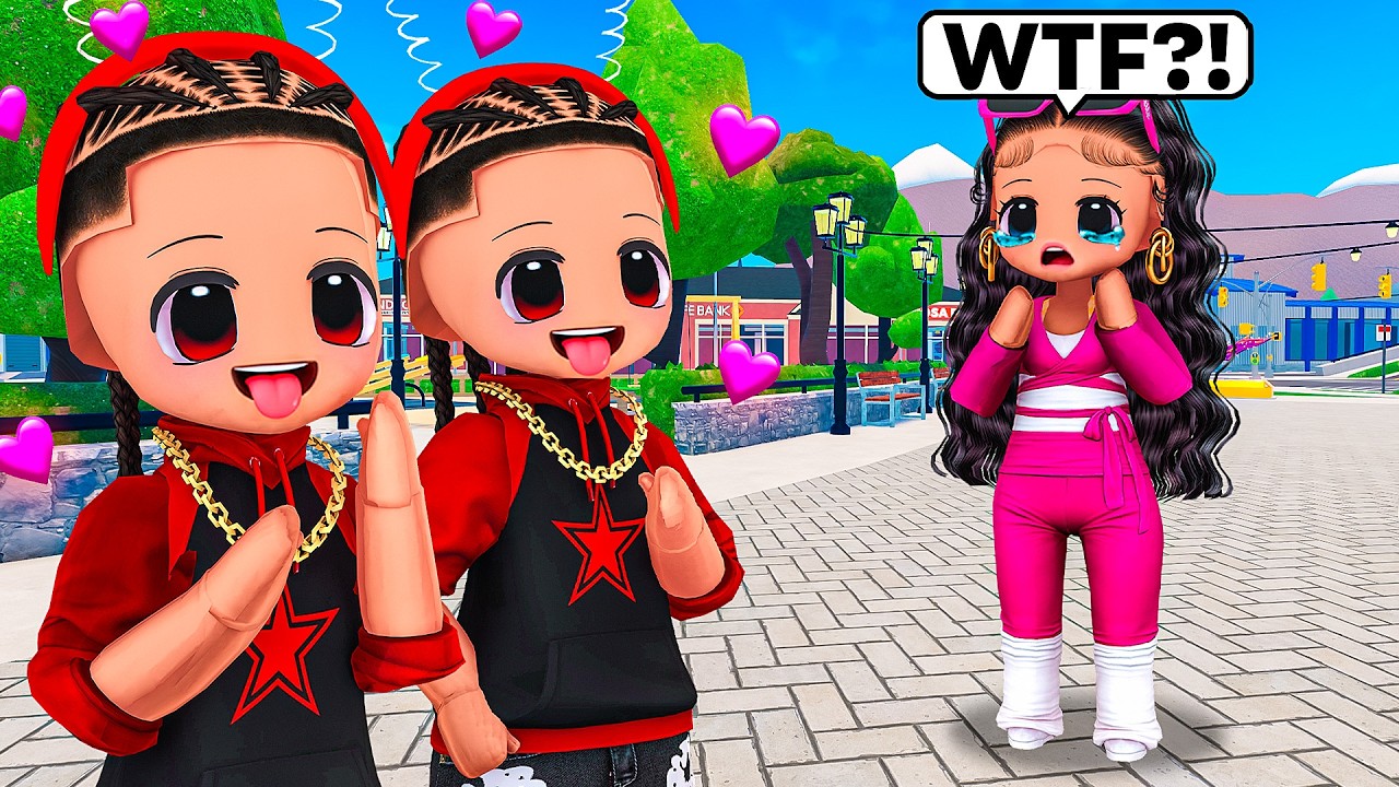 CREEPY REALISTIC TWINS STALK ME ON ROBLOX SNAPCHAT In LifeTogether 🏠 RP