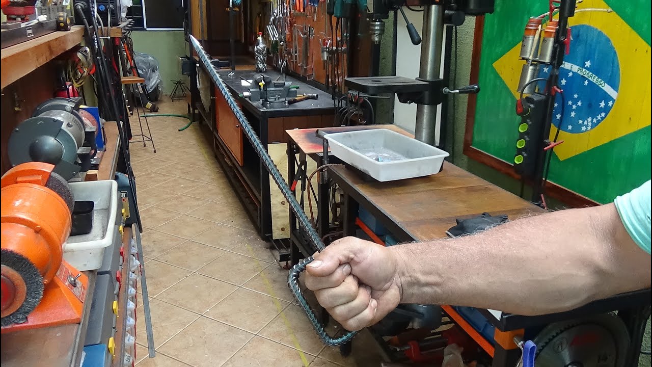 ANCORAGEM DE ESTACAS PARA BARRACAS DE CAMPING FEITA COM VERGALHÃO 10MM #TENDASCAMPING #TENDASPRAIA