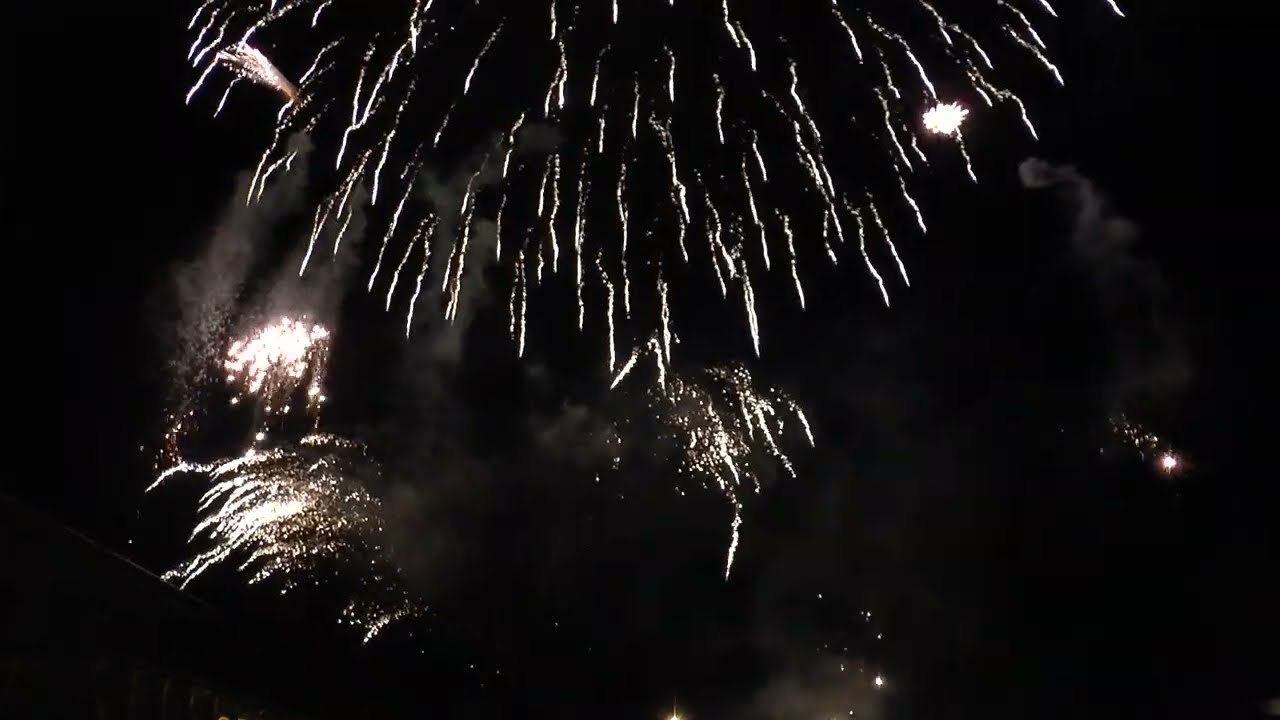 Großfeuerwerk in Kappelrodeck um 22:30 Uhr Silvester 2023/24
