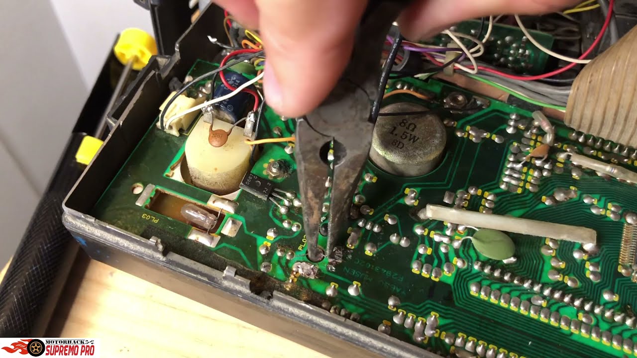 Yaesu FT-80C Bulb 💡 to LED replacement