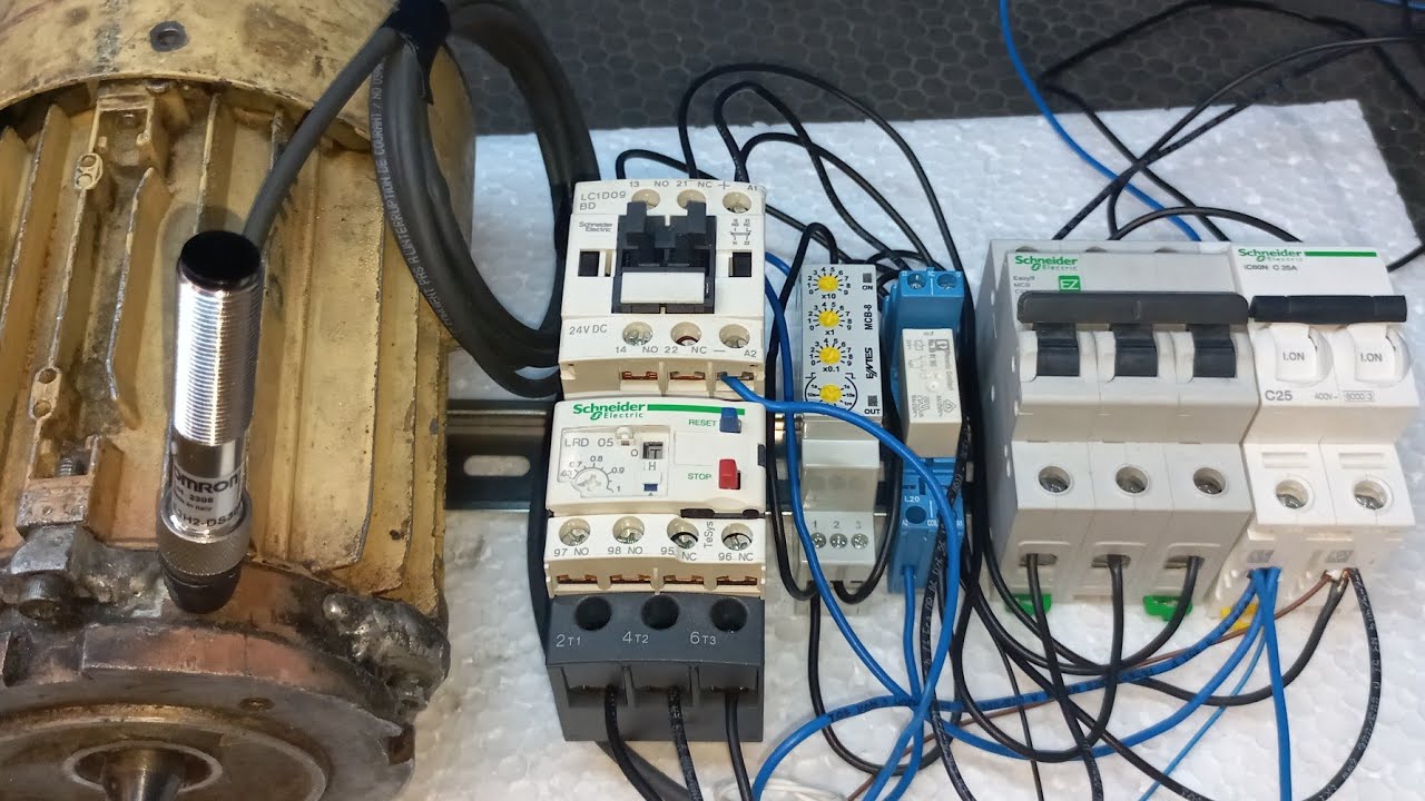 PNP SENSÖR İLE MÜHÜRLEMELİ ZAMAN AYARLI ASENKRON MOTOR ÇALIŞTIRMAK