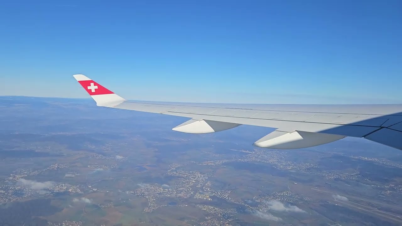 Airbus A220-300 SWISS Take OFF Zurich ZRH