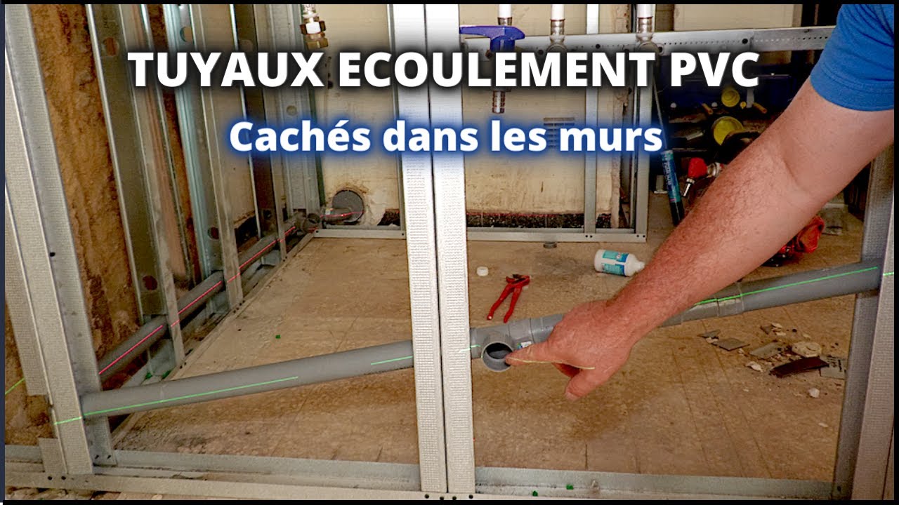 JE POSE MON ECOULEMENT EN PVC DANS LE MUR !!! ( avant la pose du placo )