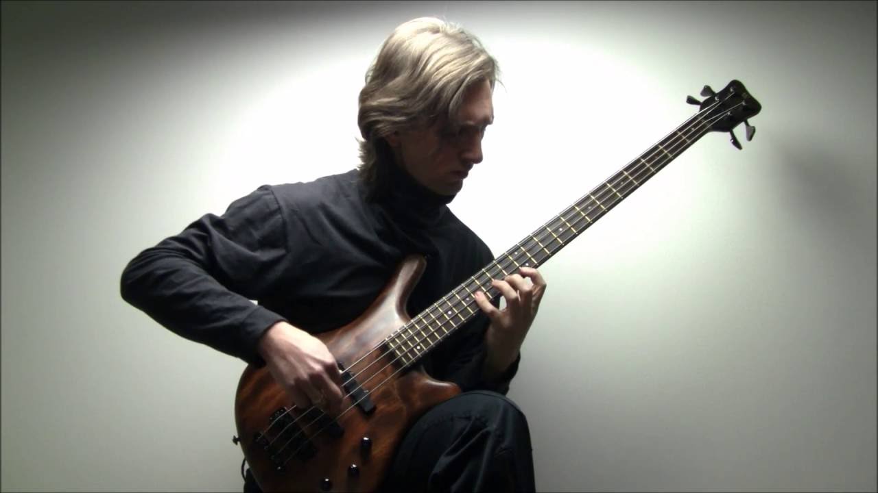 J.S.Bach, Cello Suite 1, prelude - Mario D´Amato, bass guitar
