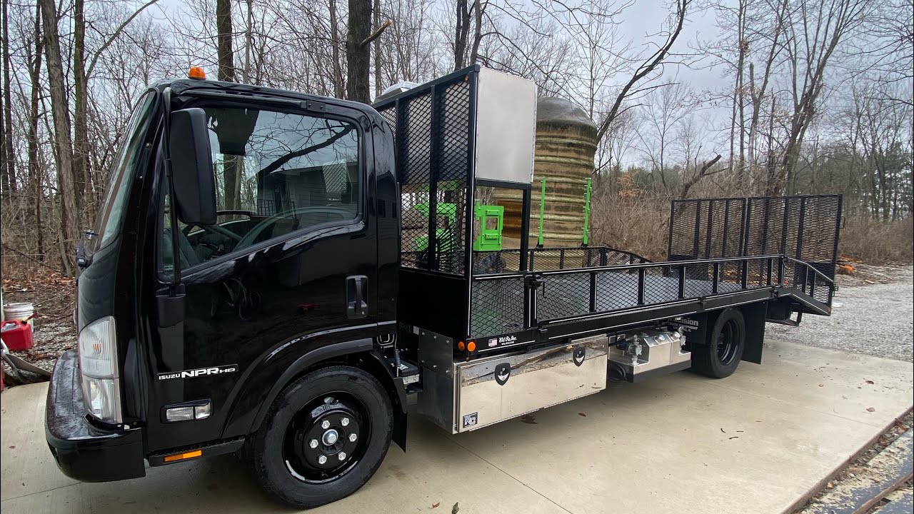 2021 Isuzu NPR HD Maintenance Truck - Full Walk Around