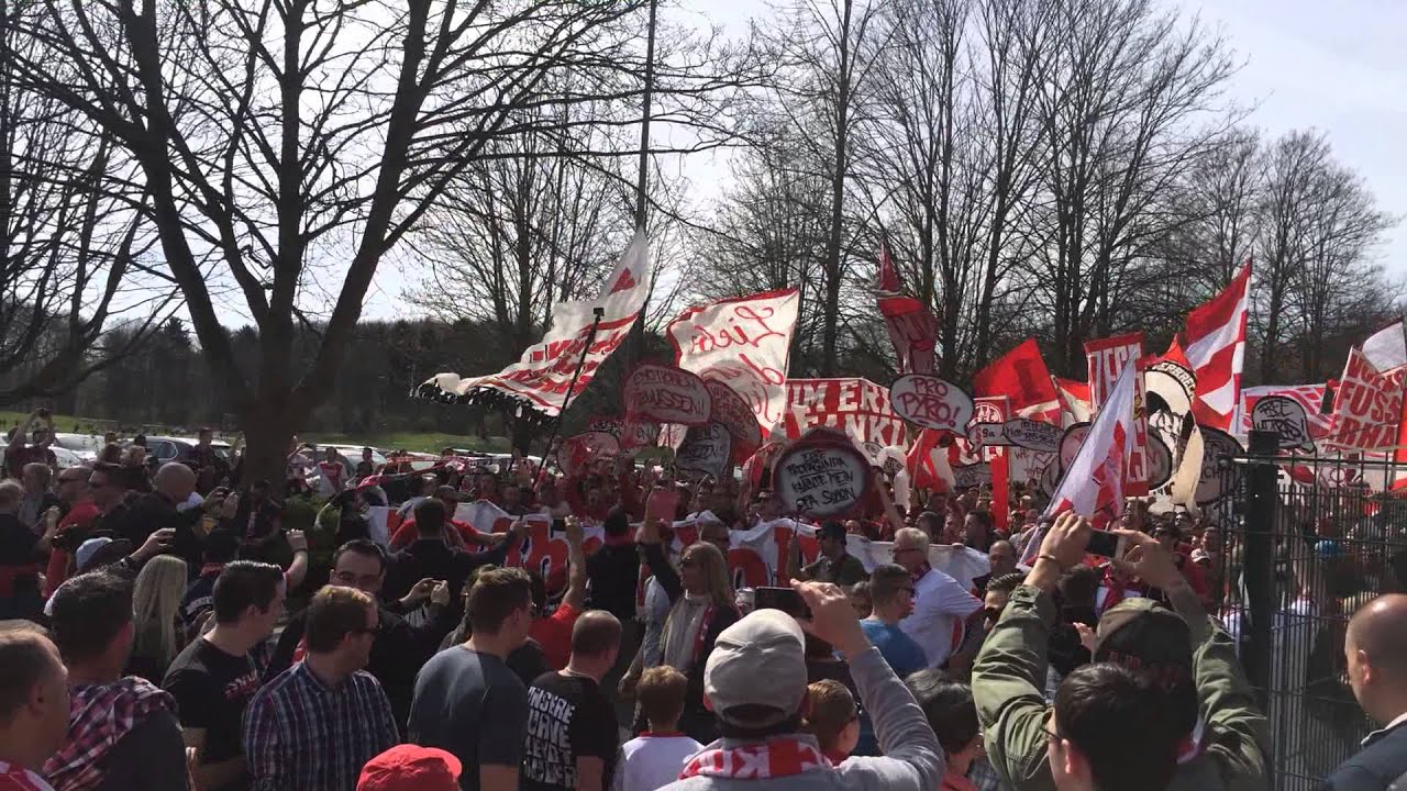 1.FC Köln Ultras - Demonstration vor der Südkurve 12.04.15