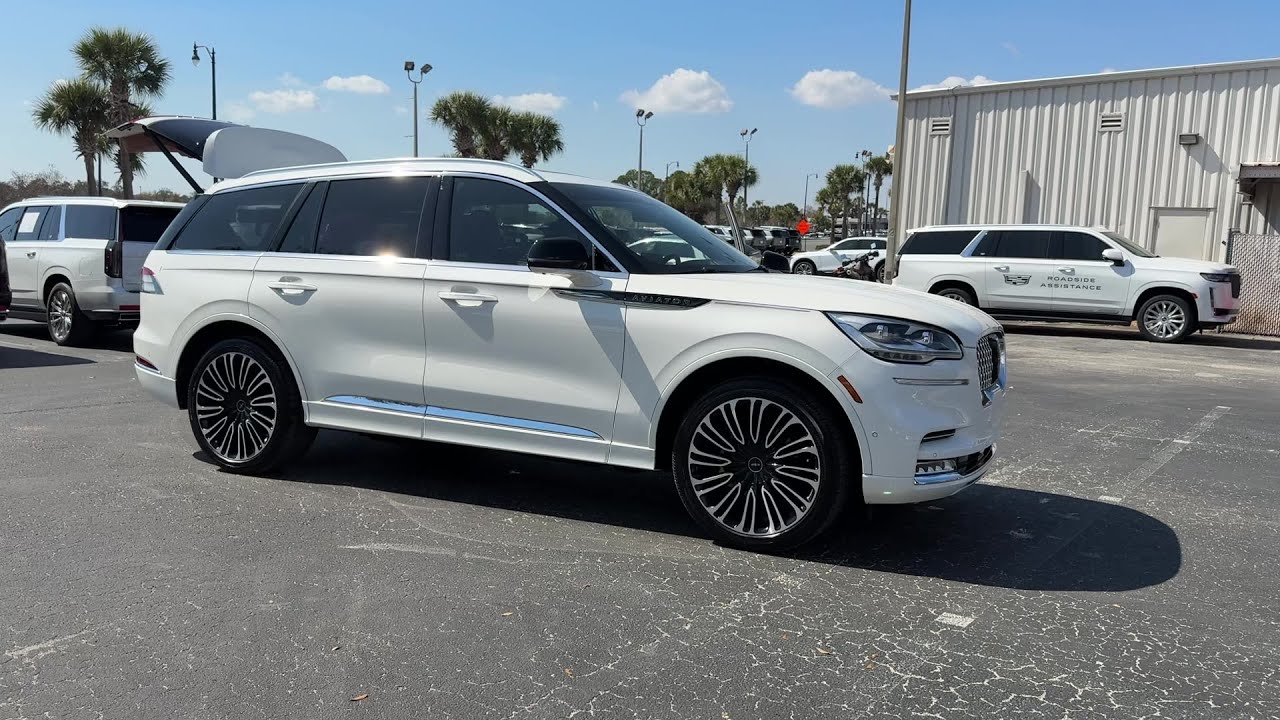 Pre-Owned 2023 LINCOLN Aviator at Plaza Lincoln | Leesburg, FL