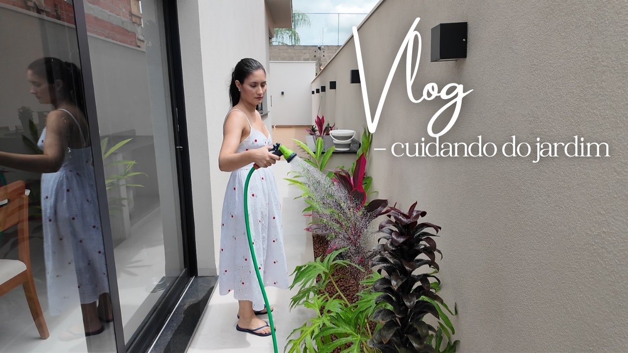 vlog cuidando do jardim, podei as plantinhas e lavei o quintal + passadinha no mercado