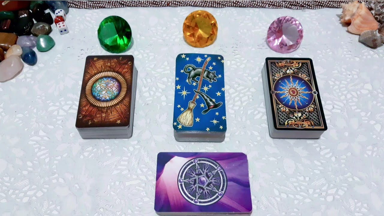 Pense na PESSOA AMADA e DESCUBRA o que ele/a SENTE e QUER com VOCÊ!?!