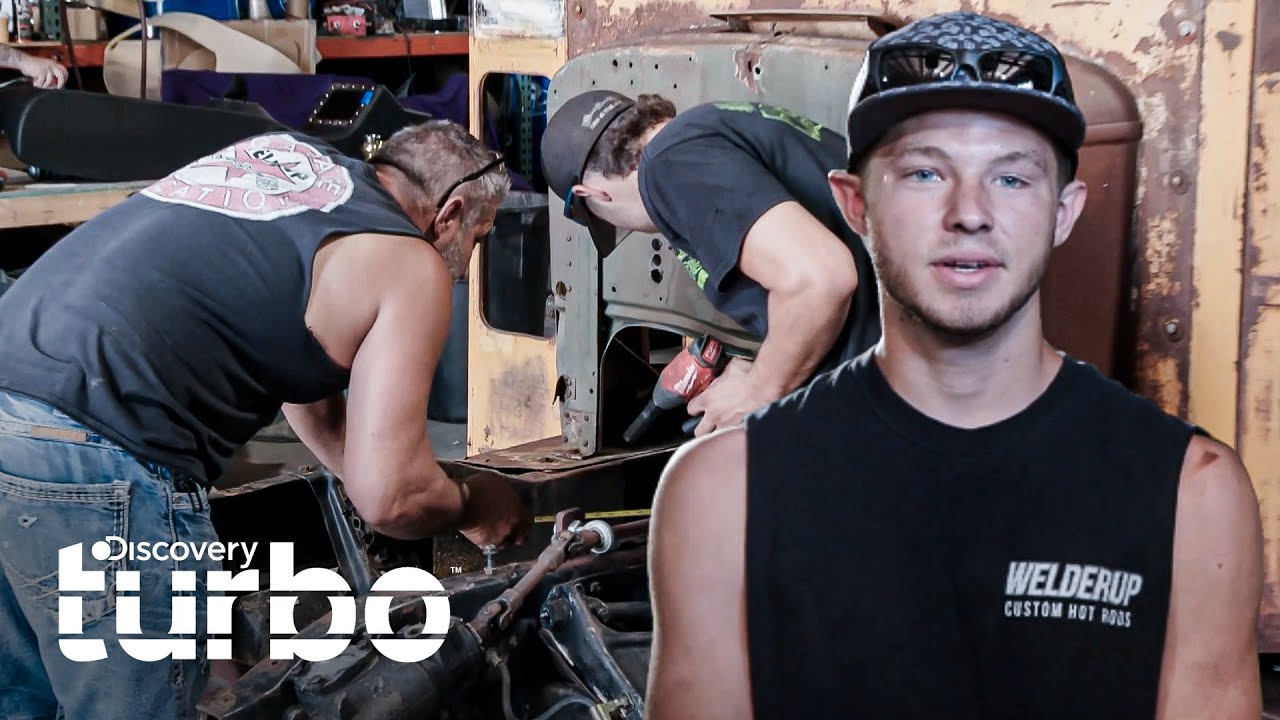 Steve trabalha nas partes para o ônibus | Máquinas Muito Loucas | Discovery Turbo Brasil