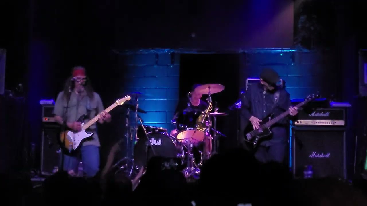 Brant Bjork Trio - Lazy Bones / Automatic Fantastic (Uniclub, 09.03.24) 4K