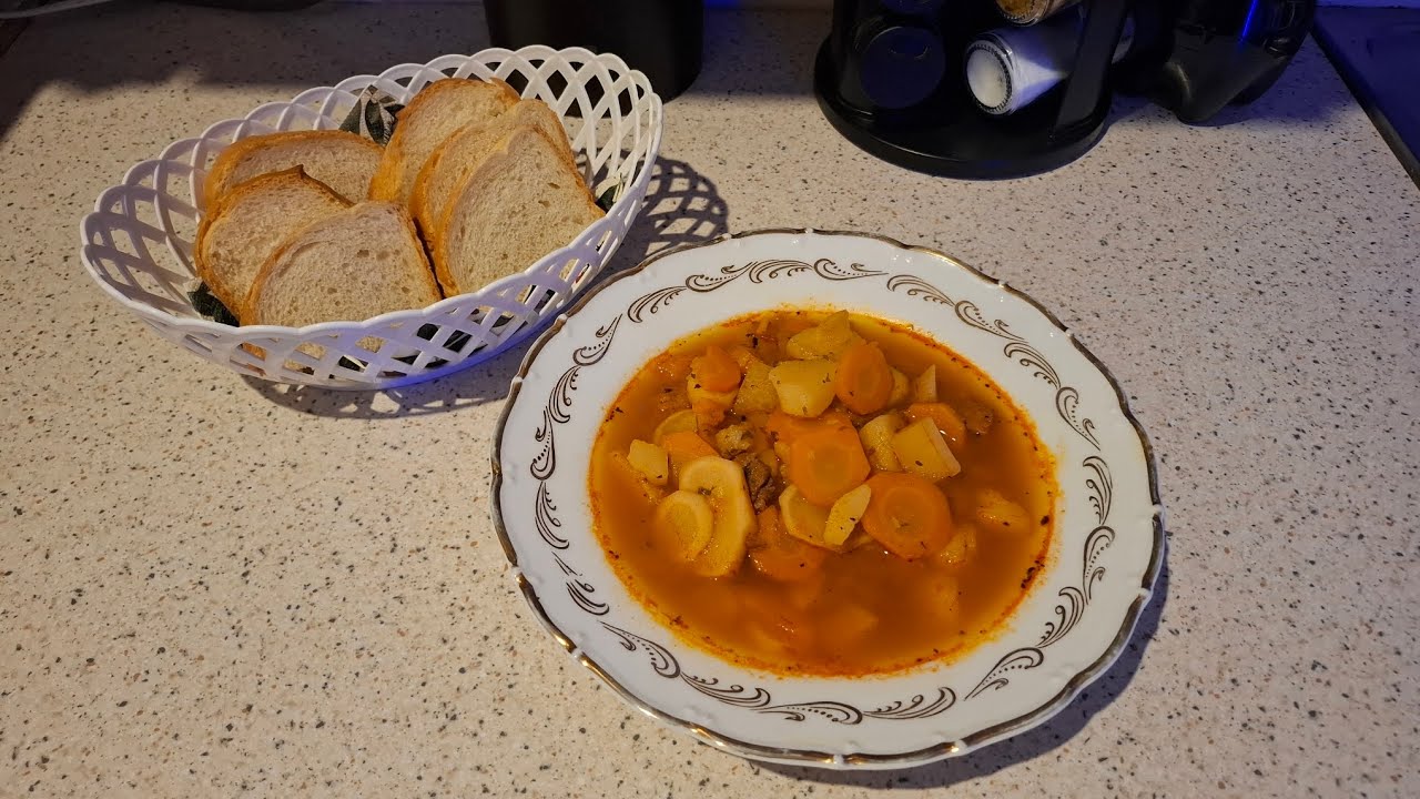 Gulyásleves 🍲–Igazi hagyományos, házi recept 🍲 #gulyásleves #magyar #Hungarian Goulash Soup