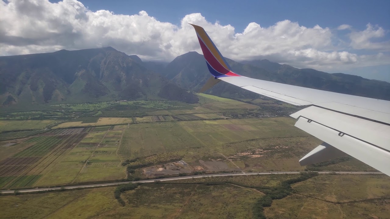 Southwest Airlines Boeing 737-800 First Landing in Maui (OGG)