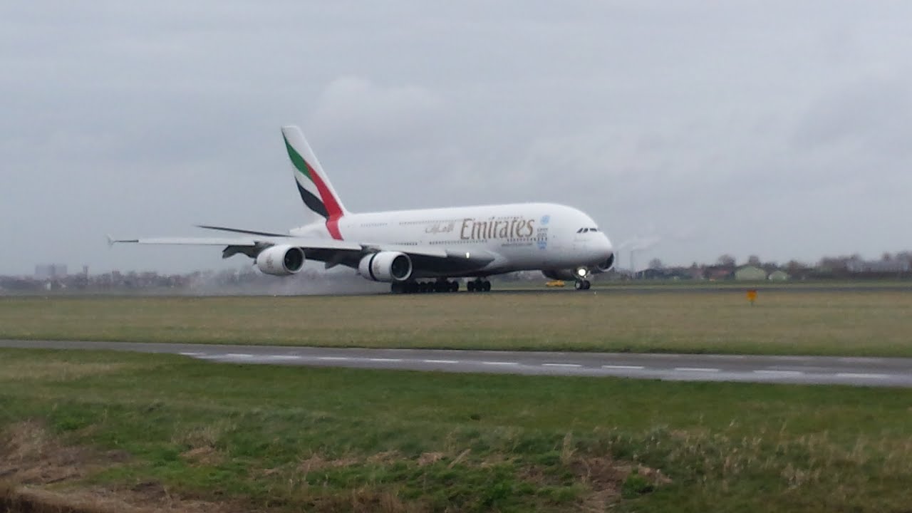 Emirates | A380 | Landing | Schiphol Airport |