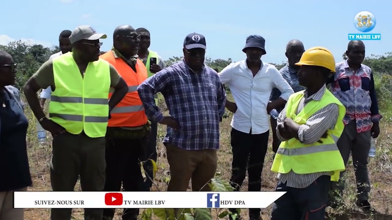 LES ADJOINTS AU MAIRE DE LA COMMUNE DE LIBREVILLE VISITENT LE SITE DE BAMBOUCHINE