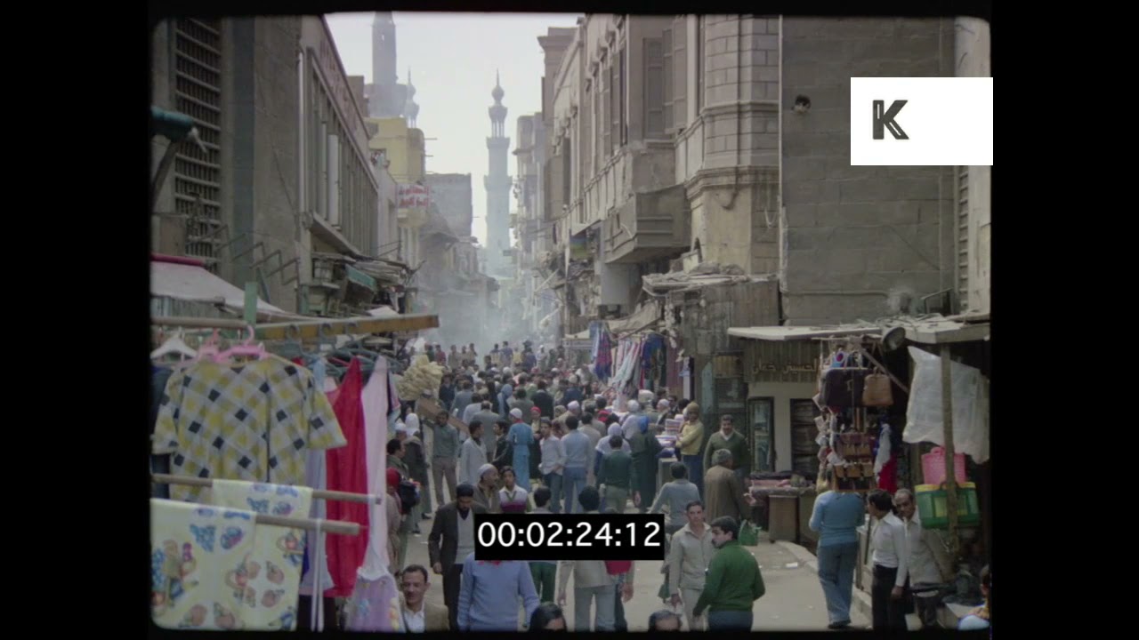 1980s Cairo, Busy Market, Bazaar, Street Scenes, 35mm