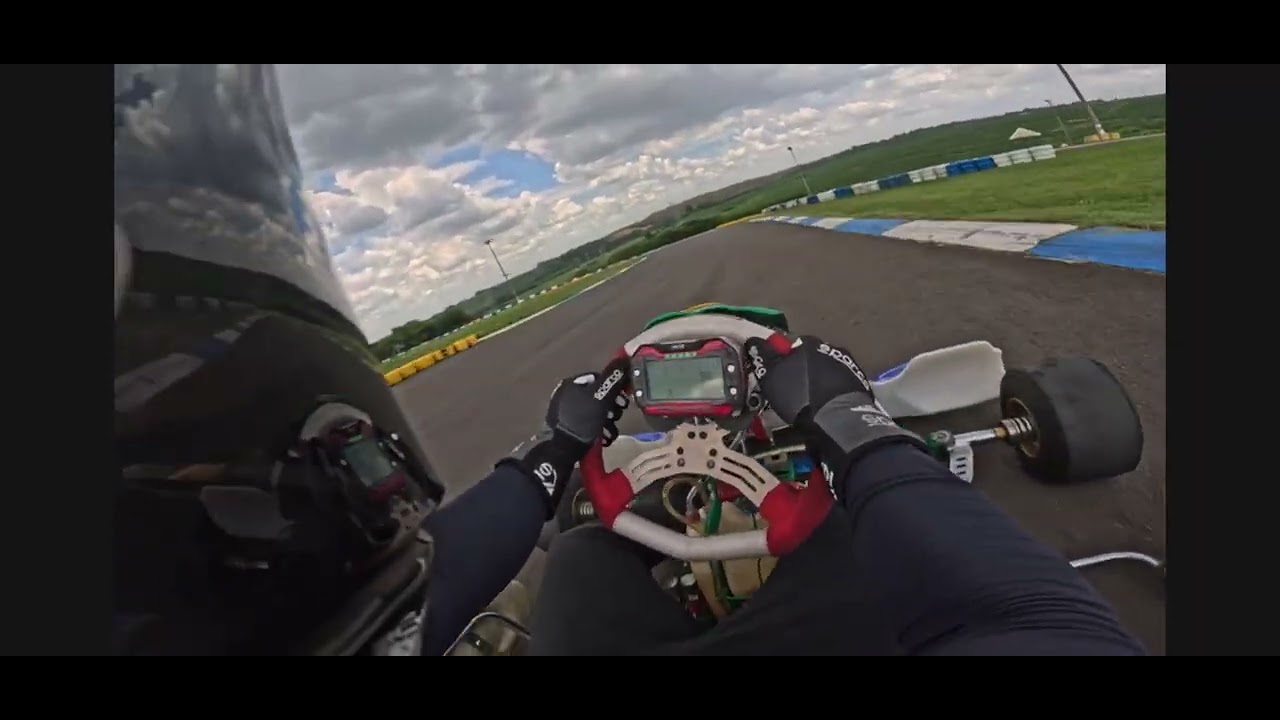 Volta rápida com TonyKart 18hp (sem pneu) 