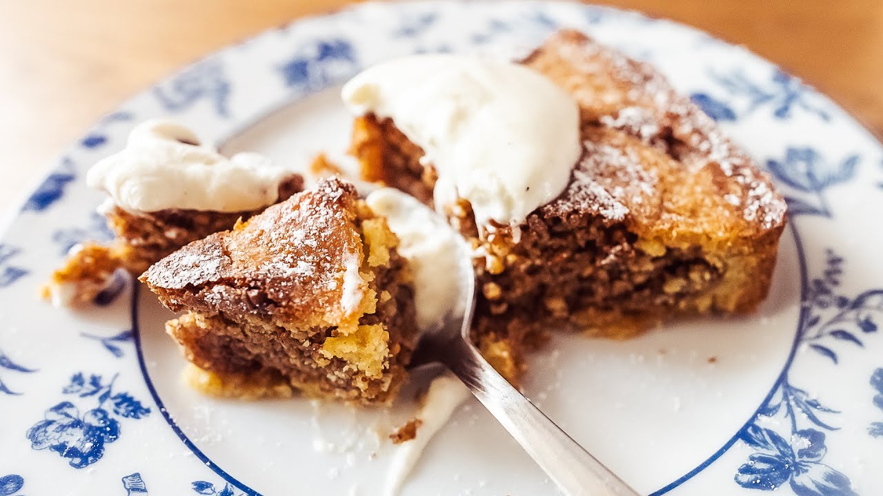 Making Fyrstekake - Norwegian Prince Cake