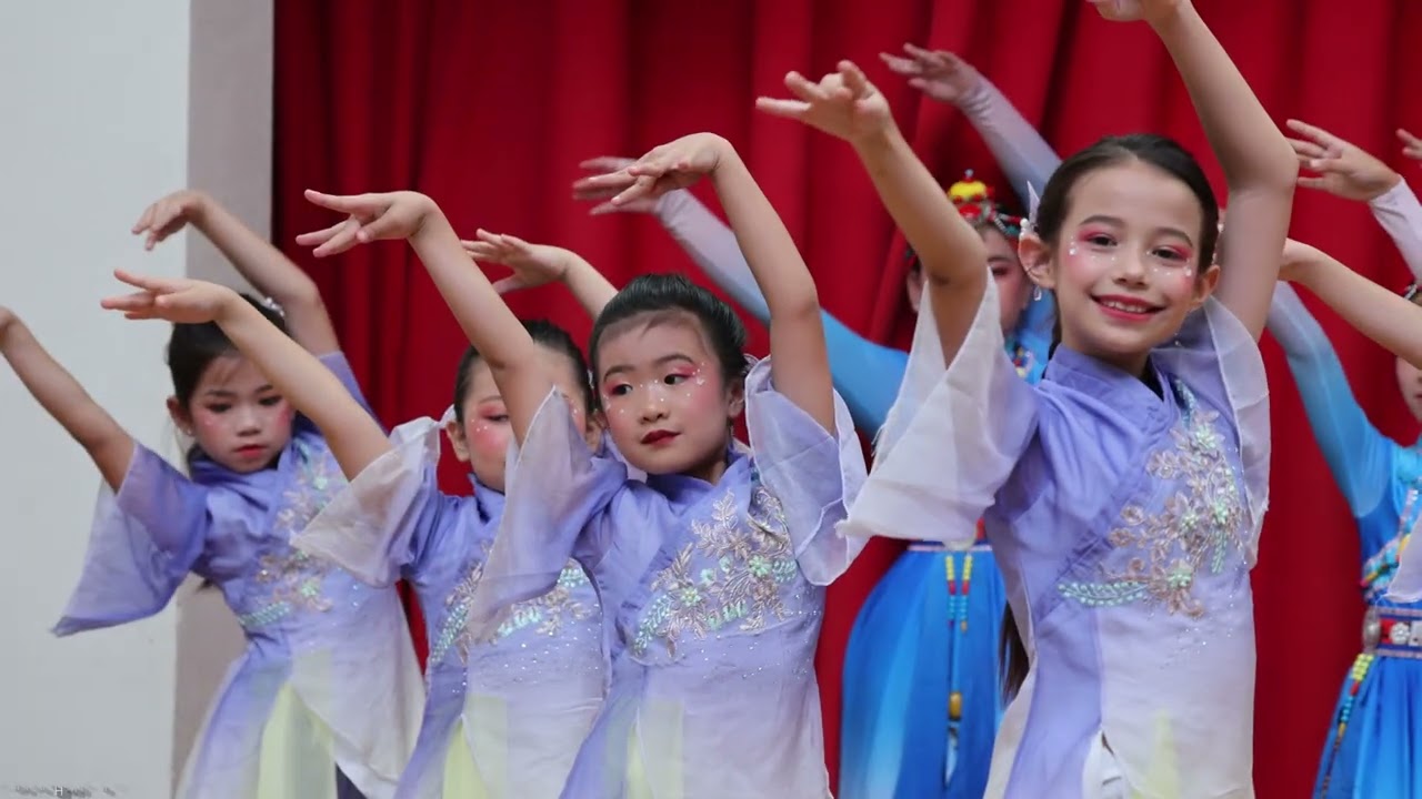 Adorable Oriental Dance Studio Keiki Perform 'Cherishing Time/不惜时光' at Ala Moana Centerstage [4K]