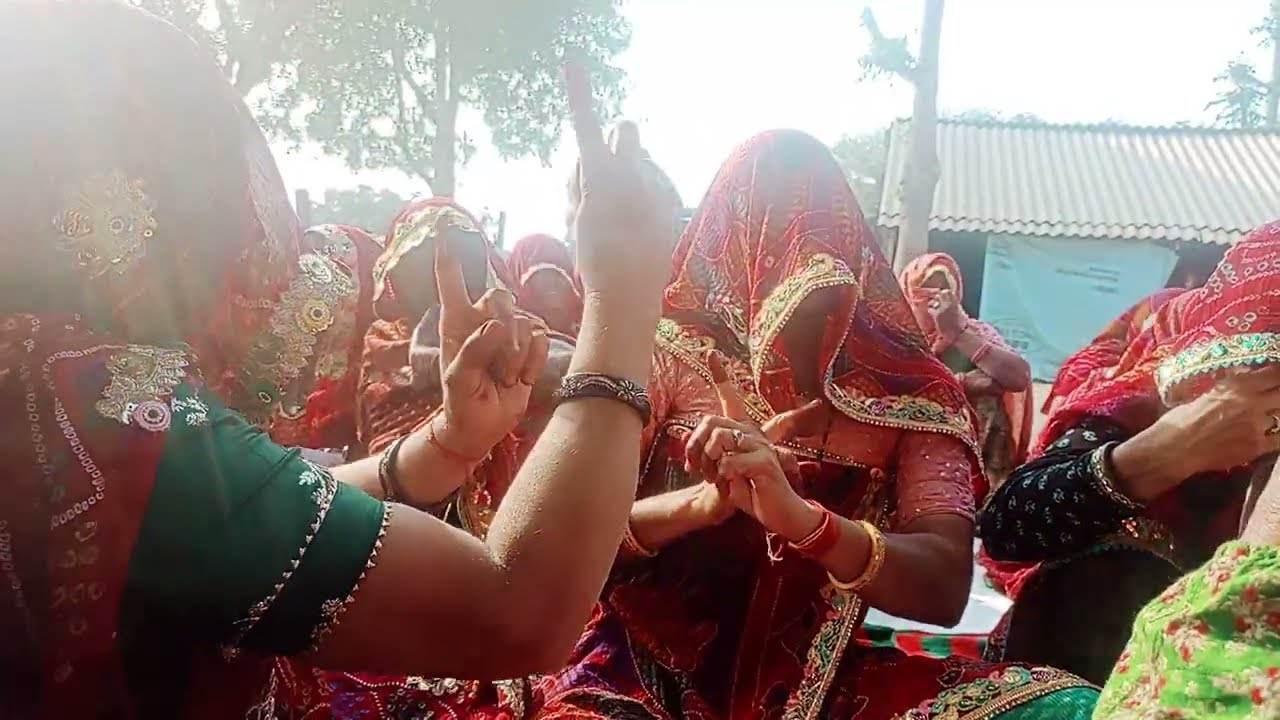 जेठ जी का गीत!!जीठाणी तेरा सोदा कर ल्यावू य!जेठ मेरो चूनड़ी रंगाव जेठाणी आंगली हलाव!