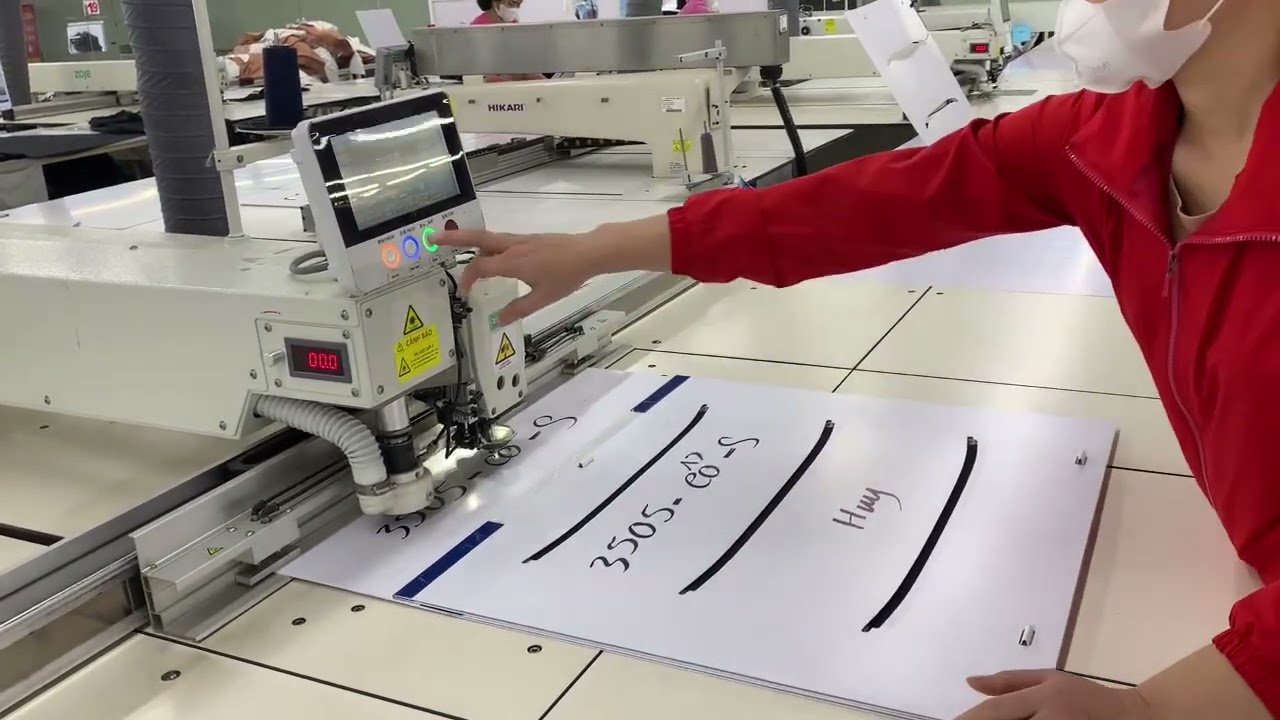 FIGS - 1003505 Staystitch +Join Collar top + Laser cut ( 3pcs/ 1 template)