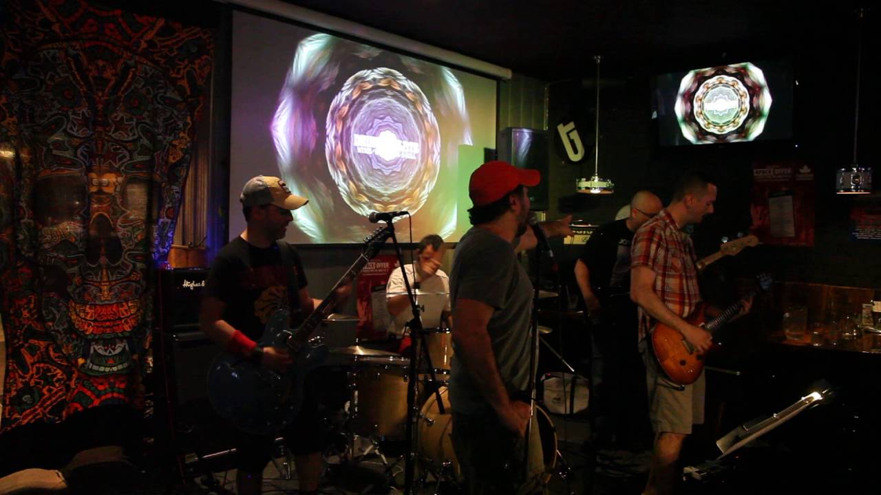 TMC - Live at Drums n Flats - Crazy Little Thing, RRAN covers