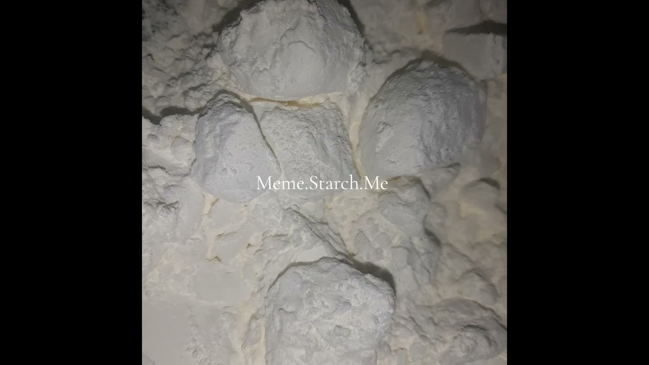 Sweet powder with chunks