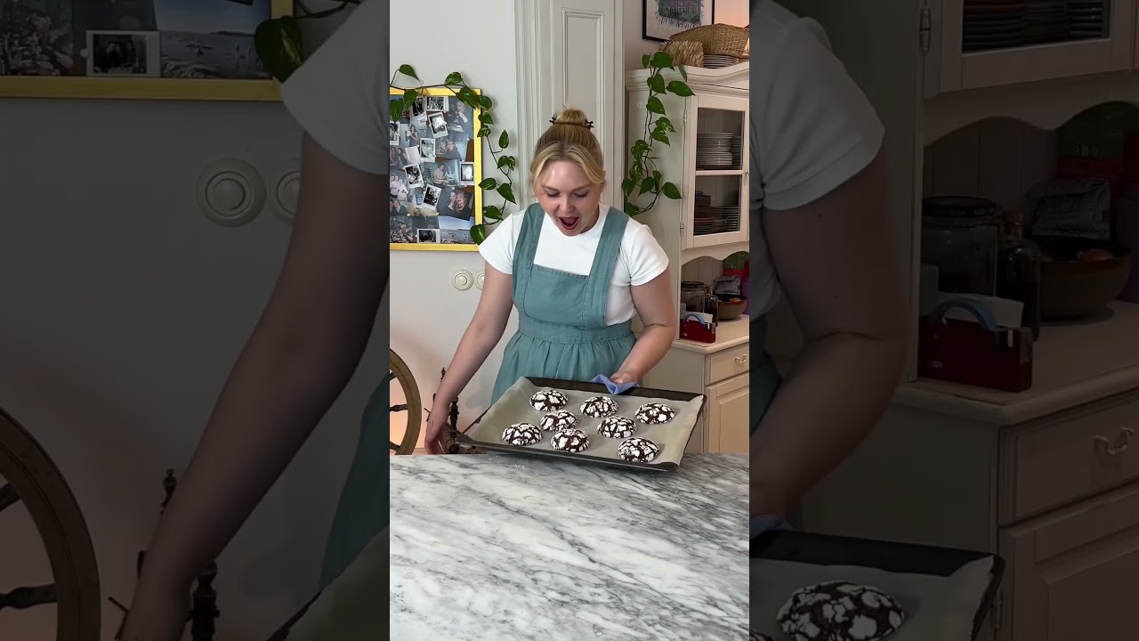 Chocolate Crinkle Cookies | Recipe Testing ep. 3