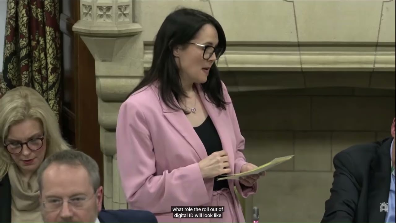 1137 Digital ID Cards in the UK? Parliamentary Debate Highlights & Public Concerns