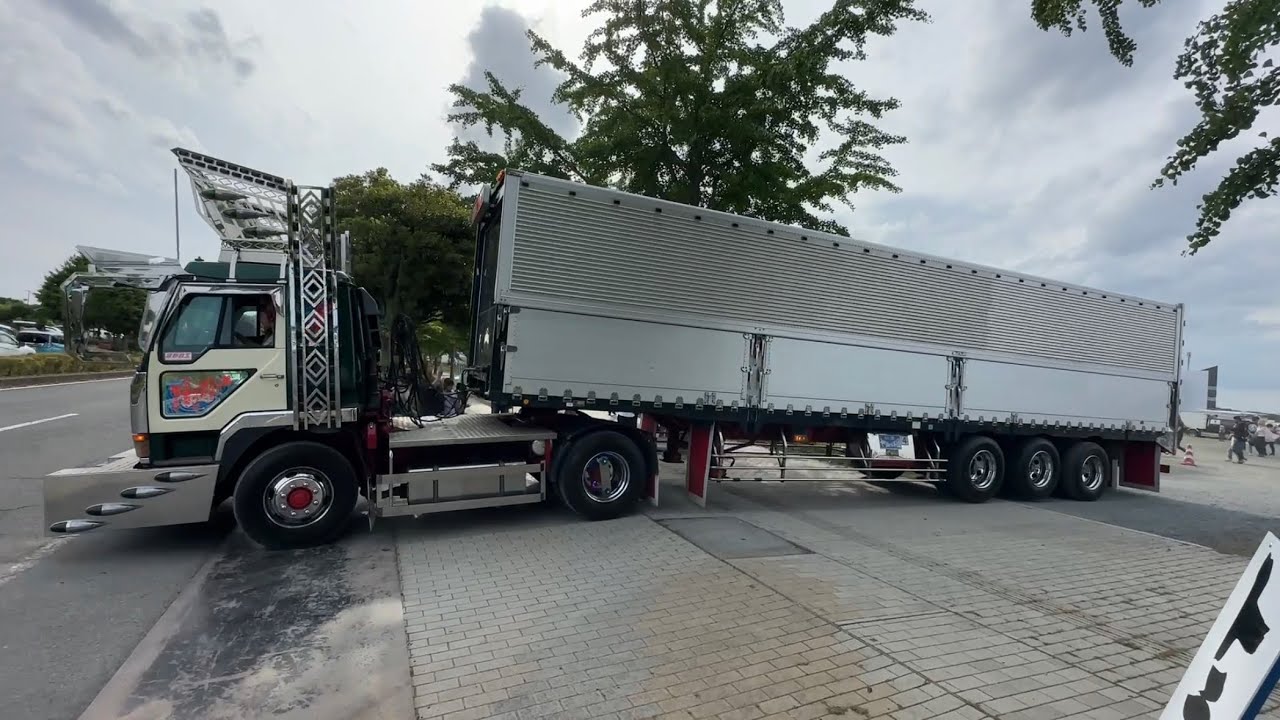 🆕【搬出❶】長〜いトレーラー🚚水戸友好団体2024チャリティ撮影会  デコトラ アートトラック