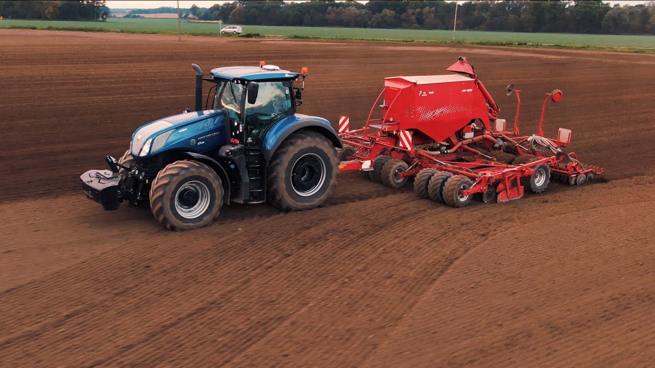 Siew pszenicy  w gospodarstwie rolnym DUTRA  new holland blue power T7.315 + Kverneland u-drill 6000