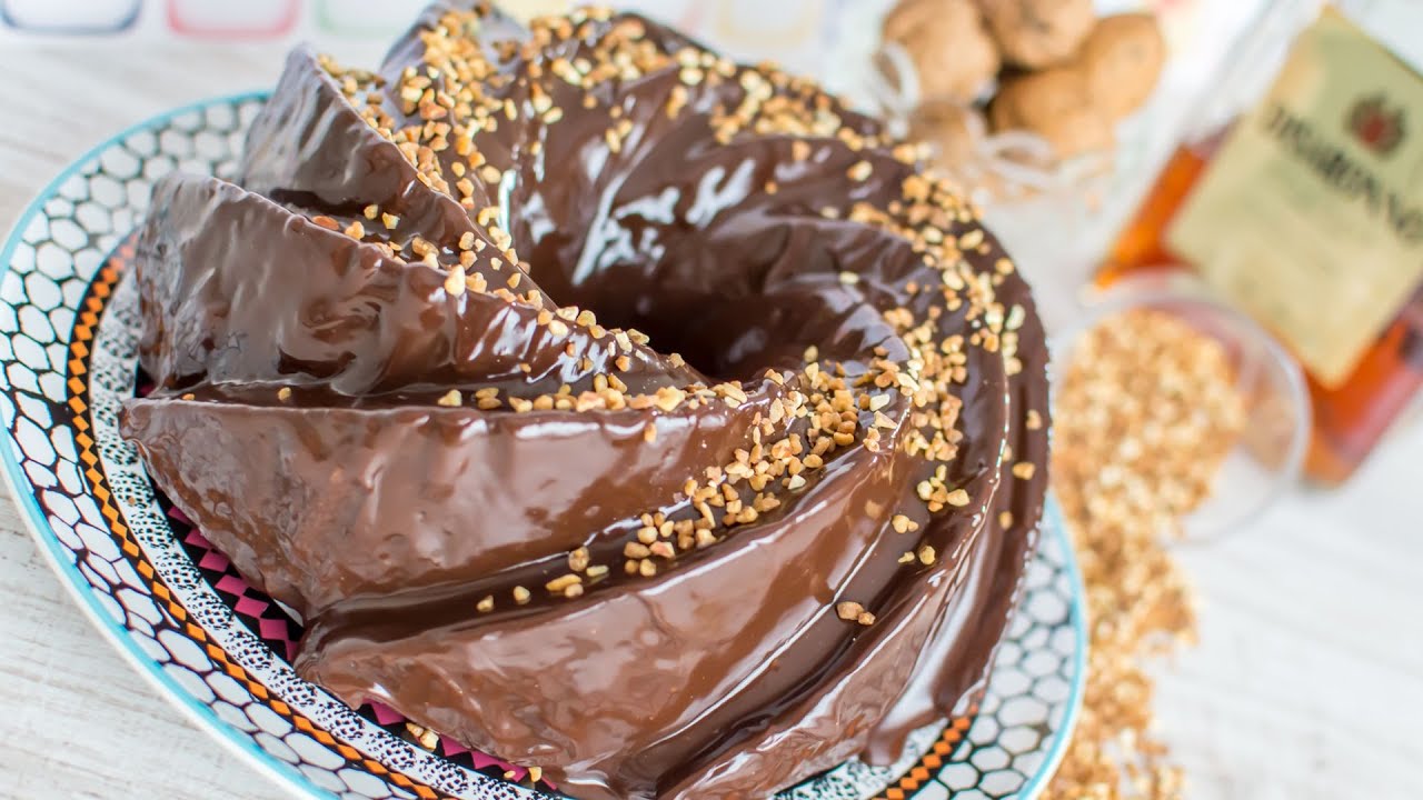 Bundt cake de chocolate, amaretto y nueces - Bizcocho húmedo | Quiero Cupcakes!