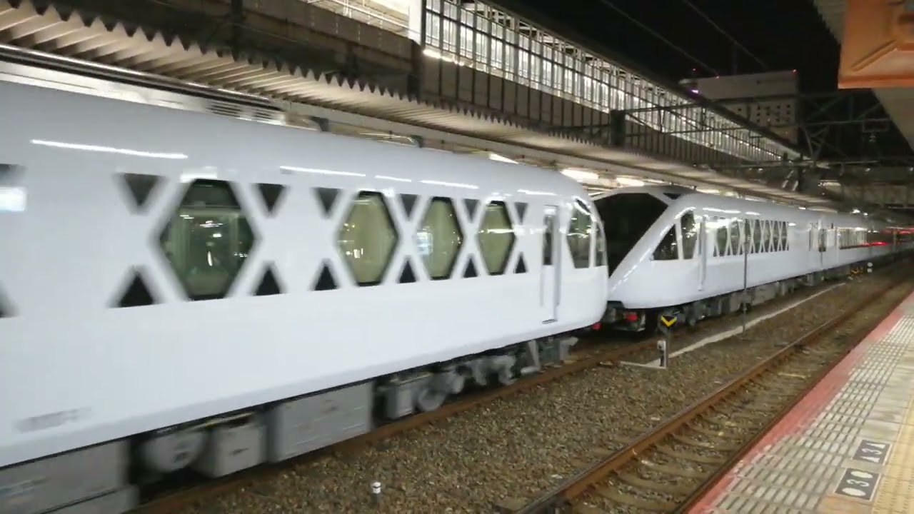 2023年3月5日 岡山駅 東武特急スペーシアX 甲種輸送 通過シーン。