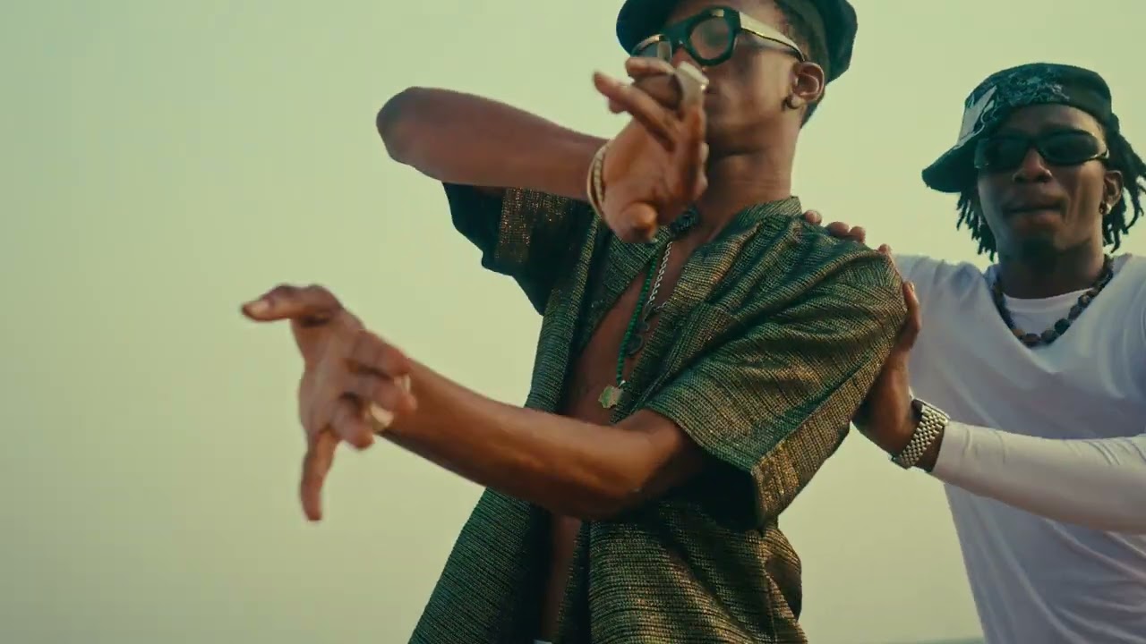 Mavo x P.Priime – Use Me (Official Music Video)