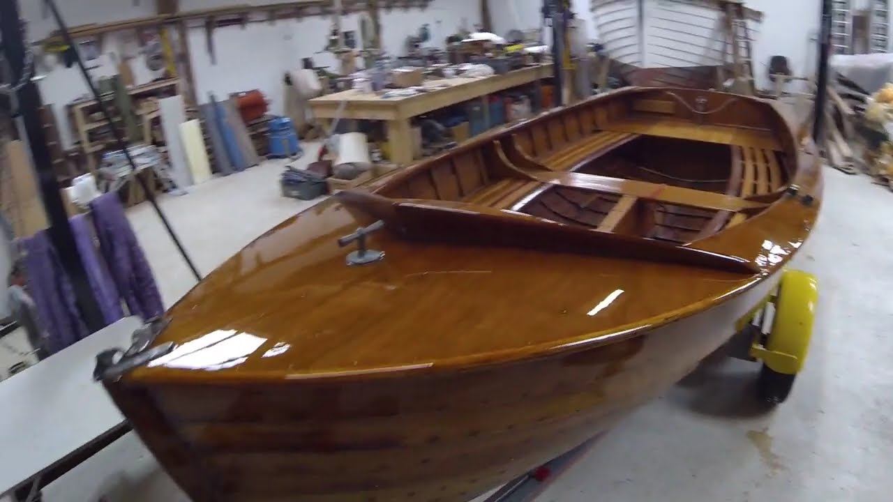 A Tideway dinghy gets varnished.