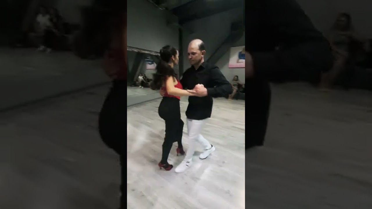 KIZOMBA demo Florian si Simina, class LATINO DREAM